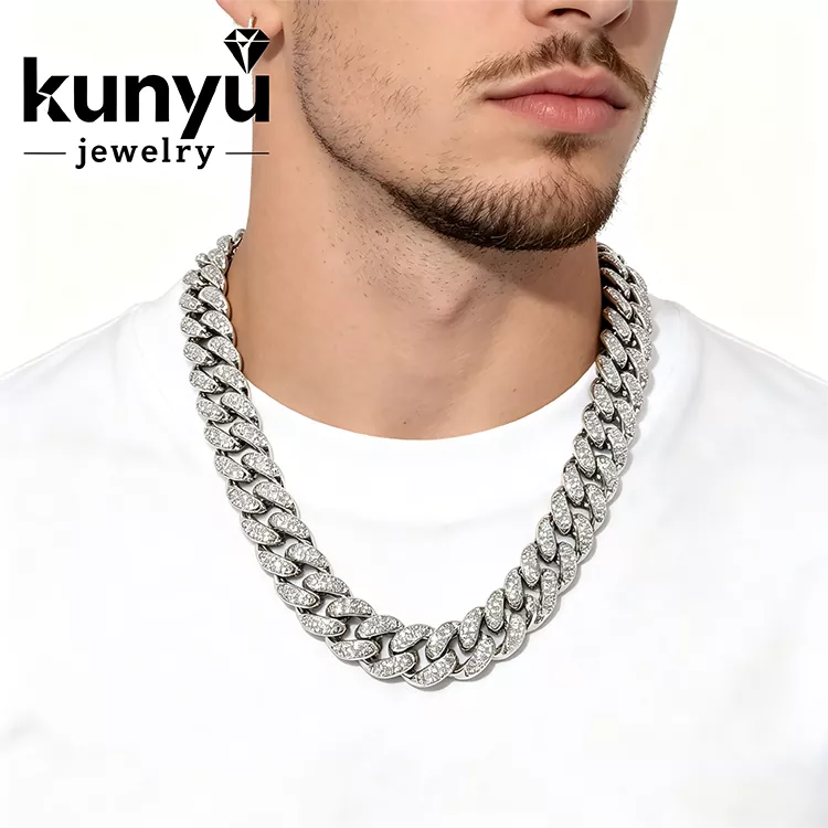 Vòng cổ liên kết Bling Cuba