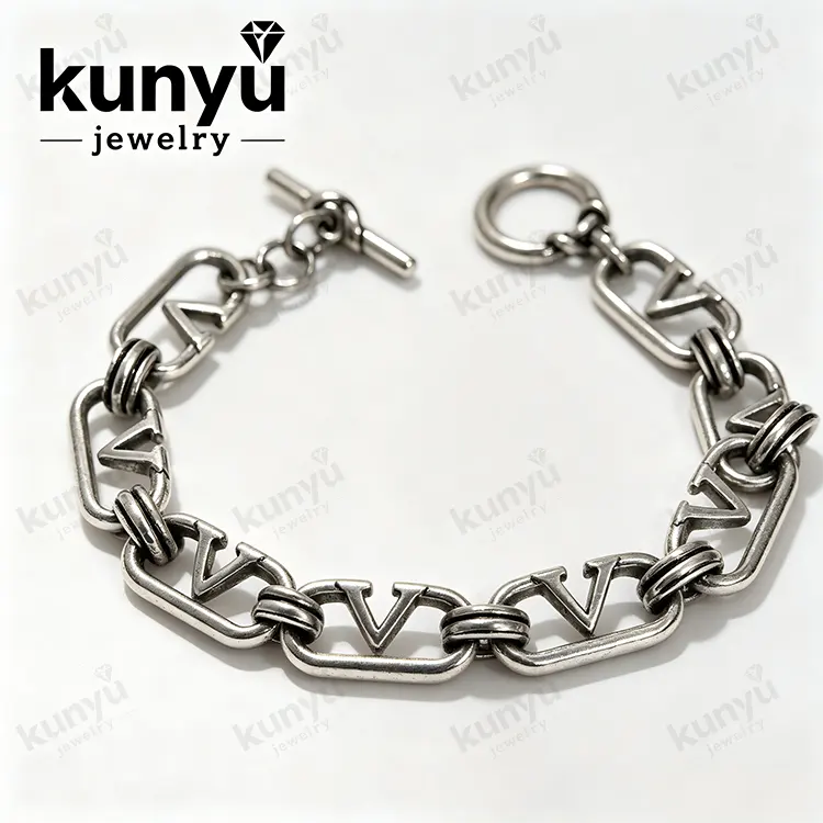 Dây chuyền mạ bạc cổ thủ công